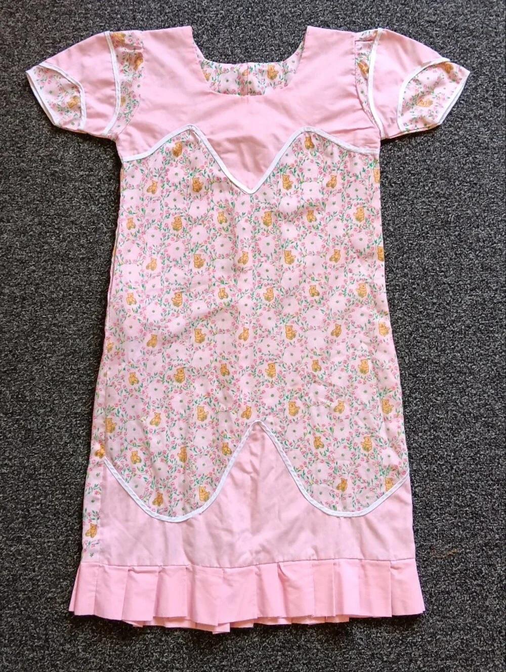 70s 80s Handmade Vintage Whimsical Girls Bear Nightgown, Approx Sz 8 Whimsy Pink